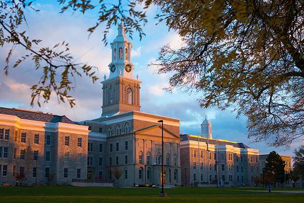 University at Buffalo, Hayes Hall